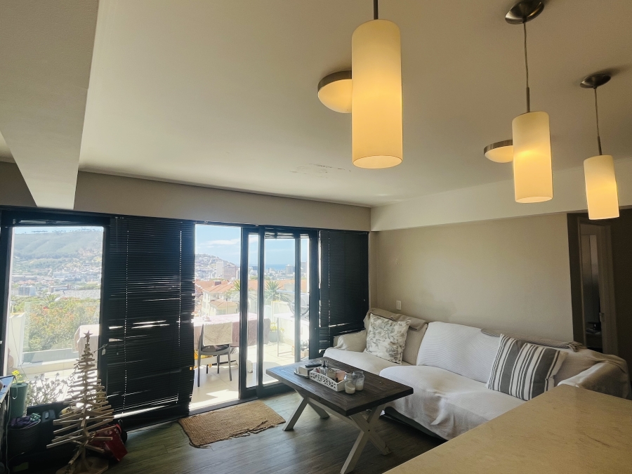 2 Bedroom Property for Sale in Vredehoek Western Cape